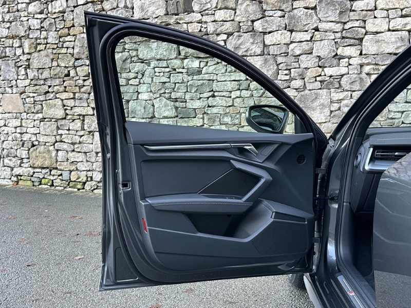 2022 (72) AUDI A3 30 TFSI S Line 5dr 4881727