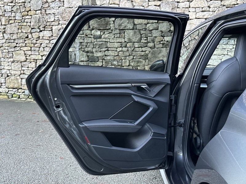 2022 (72) AUDI A3 30 TFSI S Line 5dr 4881728