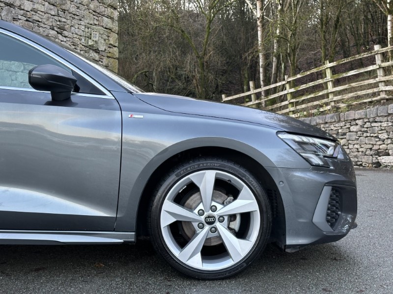 2022 (72) AUDI A3 30 TFSI S Line 5dr 4881749