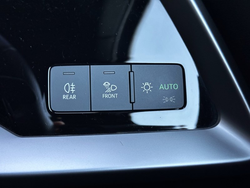 2022 (72) AUDI A3 30 TFSI S Line 5dr 4881701