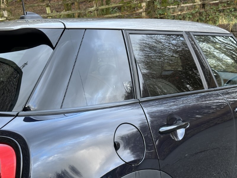 2024 (24) MINI HATCHBACK 1.5 Cooper Exclusive 5dr Auto 4893631