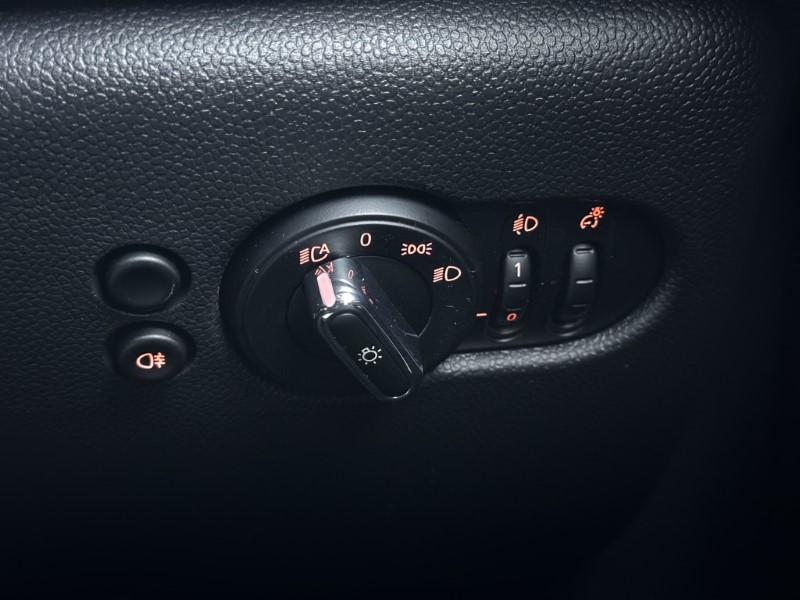 2024 (24) MINI HATCHBACK 1.5 Cooper Exclusive 5dr Auto 4893646