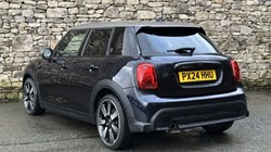 2024 (24) MINI HATCHBACK 1.5 Cooper Exclusive 5dr Auto 1