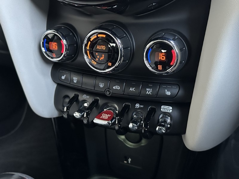 2024 (24) MINI HATCHBACK 1.5 Cooper Exclusive 5dr Auto 4893644