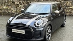2024 (24) MINI HATCHBACK 1.5 Cooper Exclusive 5dr Auto 4893617