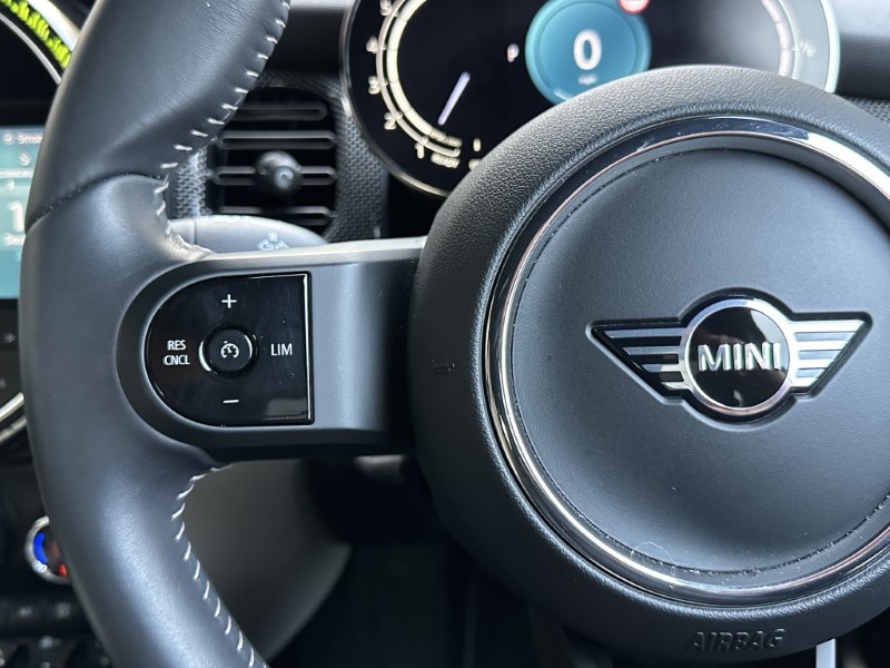 2024 (24) MINI HATCHBACK 1.5 Cooper Exclusive 5dr Auto 4893648