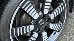 2024 (24) MINI HATCHBACK 1.5 Cooper Exclusive 5dr Auto 4893628