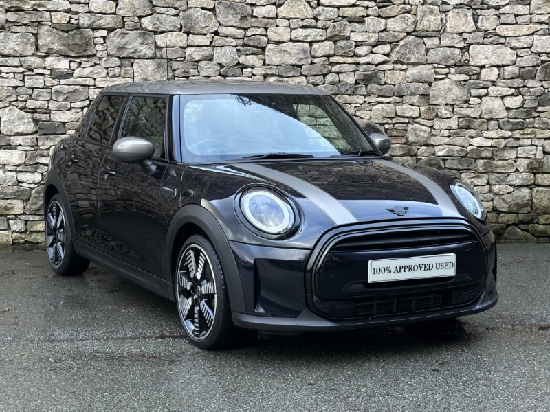 2024 (24) MINI HATCHBACK 1.5 Cooper Exclusive 5dr Auto