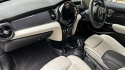 2024 (24) MINI HATCHBACK 1.5 Cooper Exclusive 5dr Auto 4893602