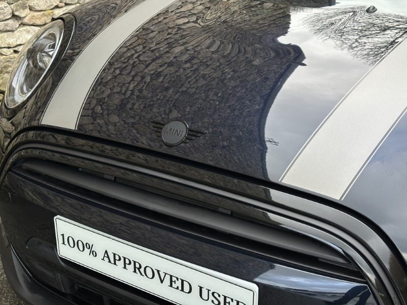 2024 (24) MINI HATCHBACK 1.5 Cooper Exclusive 5dr Auto 4893600
