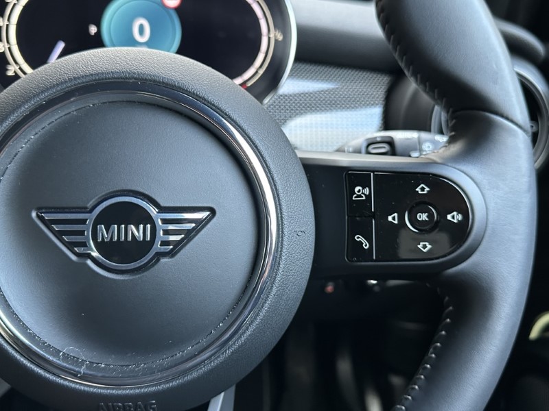 2024 (24) MINI HATCHBACK 1.5 Cooper Exclusive 5dr Auto 4893649