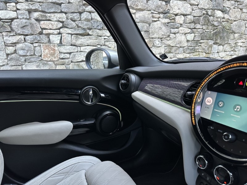 2024 (24) MINI HATCHBACK 1.5 Cooper Exclusive 5dr Auto 4893640