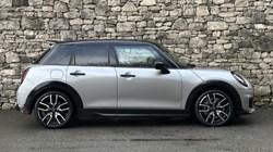 2025 (75) MINI COOPER 2.0 S Sport 5dr Auto 4854066