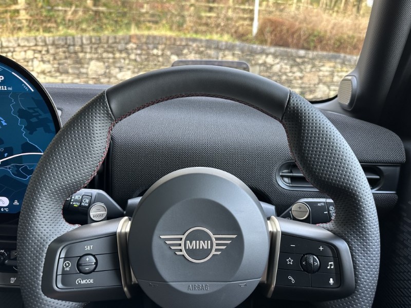 2025 (75) MINI COOPER 2.0 S Sport 5dr Auto 4854119