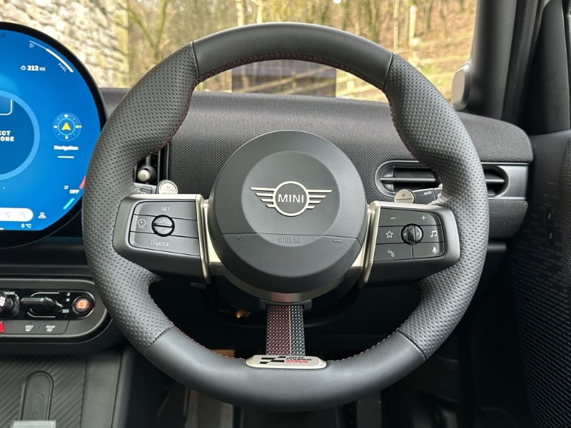 2025 (75) MINI COOPER 2.0 S Sport 5dr Auto 4854074