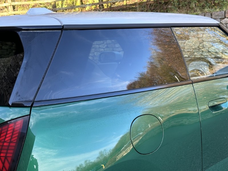 2024 (24) MINI COOPER 160kW SE Exclusive 3dr Auto 4881436