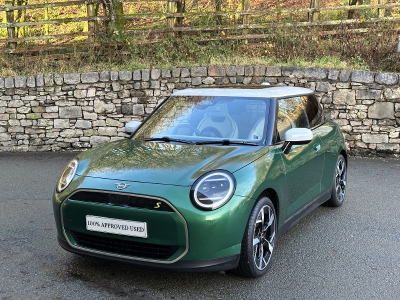 2024 (24) MINI COOPER 160kW SE Exclusive 3dr Auto 4881413