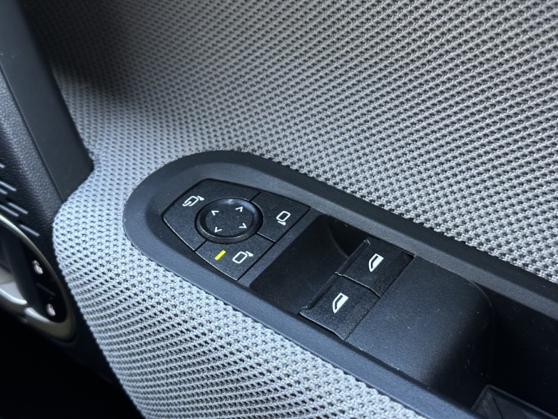 2024 (24) MINI COOPER 160kW SE Exclusive 3dr Auto 4881389