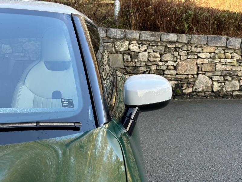 2024 (24) MINI COOPER 160kW SE Exclusive 3dr Auto 4881412