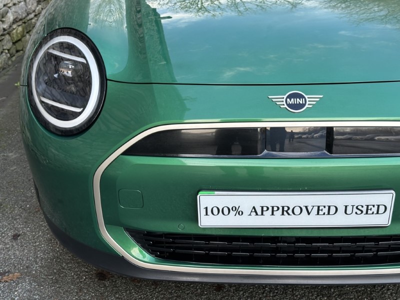 2024 (24) MINI COOPER 160kW SE Exclusive 3dr Auto 4881393