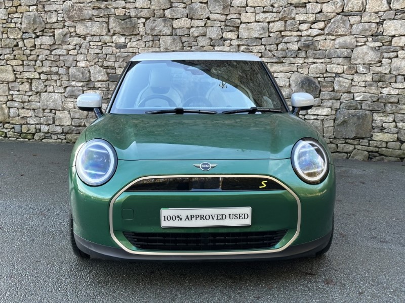 2024 (24) MINI COOPER 160kW SE Exclusive 3dr Auto 4881424