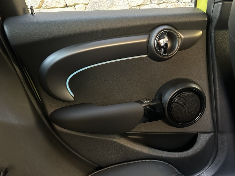 2023 (23) MINI HATCHBACK 1.5 Cooper Exclusive Premium 5dr 4882900