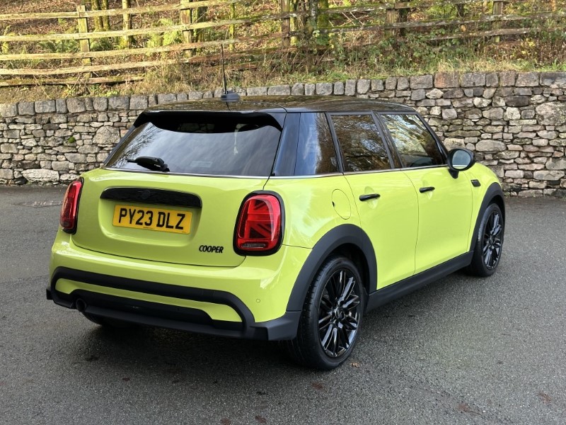 2023 (23) MINI HATCHBACK 1.5 Cooper Exclusive Premium 5dr 4882956