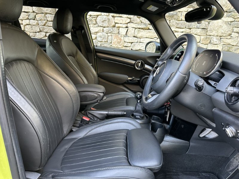 2023 (23) MINI HATCHBACK 1.5 Cooper Exclusive Premium 5dr 4882891