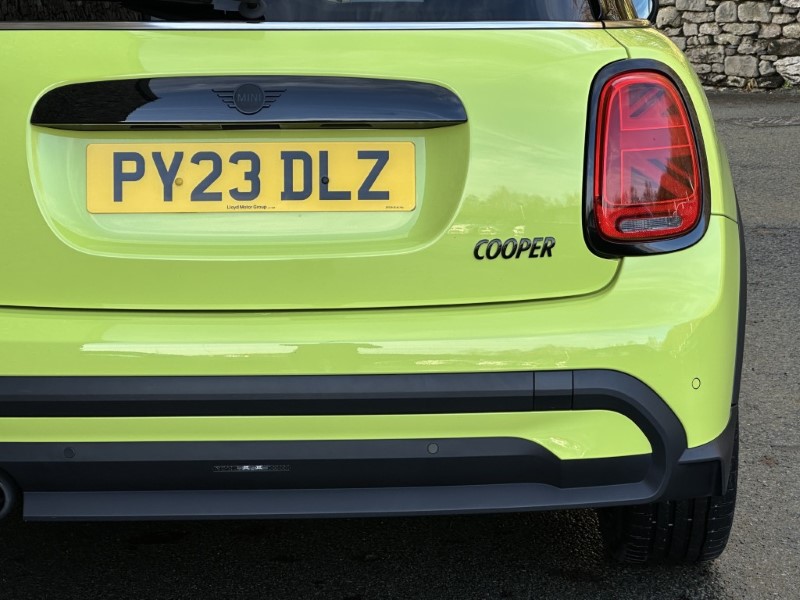 2023 (23) MINI HATCHBACK 1.5 Cooper Exclusive Premium 5dr 4882897