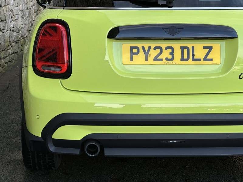 2023 (23) MINI HATCHBACK 1.5 Cooper Exclusive Premium 5dr 4882896