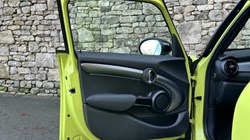 2023 (23) MINI HATCHBACK 1.5 Cooper Exclusive Premium 5dr 4882931