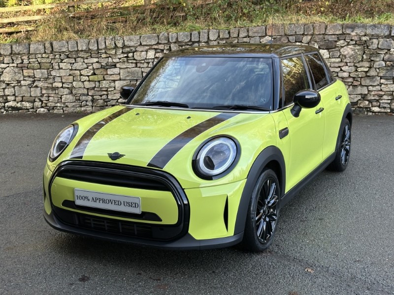 2023 (23) MINI HATCHBACK 1.5 Cooper Exclusive Premium 5dr 4882936