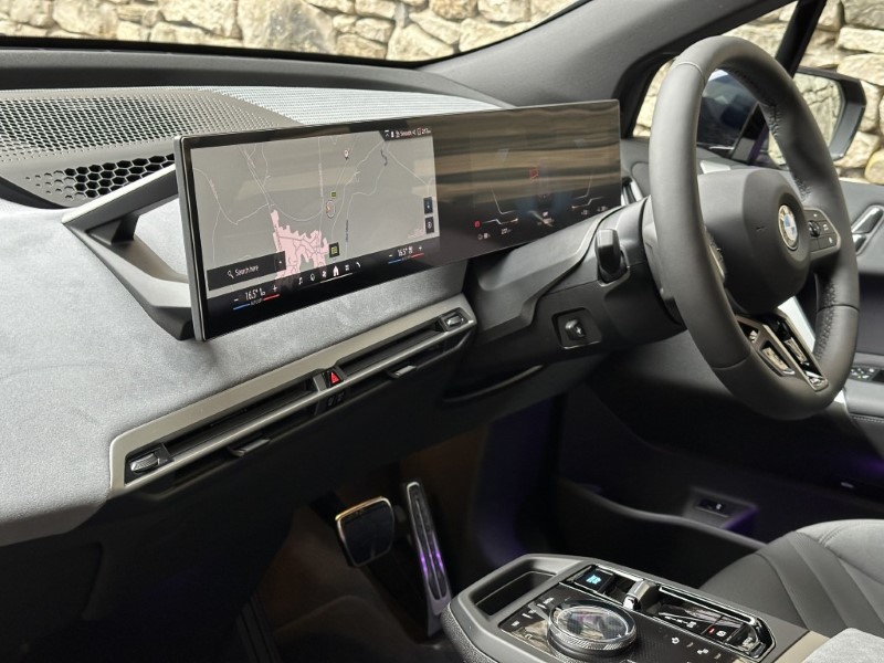 2025 (75) BMW iX 300kW xDrive45 M Sport 101kWh 5dr Auto 4876382