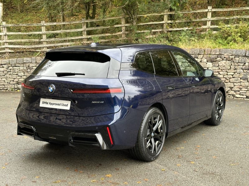 2025 (75) BMW iX 300kW xDrive45 M Sport 101kWh 5dr Auto 4876412