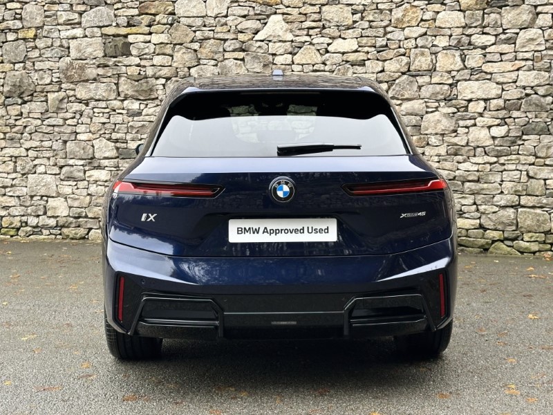 2025 (75) BMW iX 300kW xDrive45 M Sport 101kWh 5dr Auto 4876425