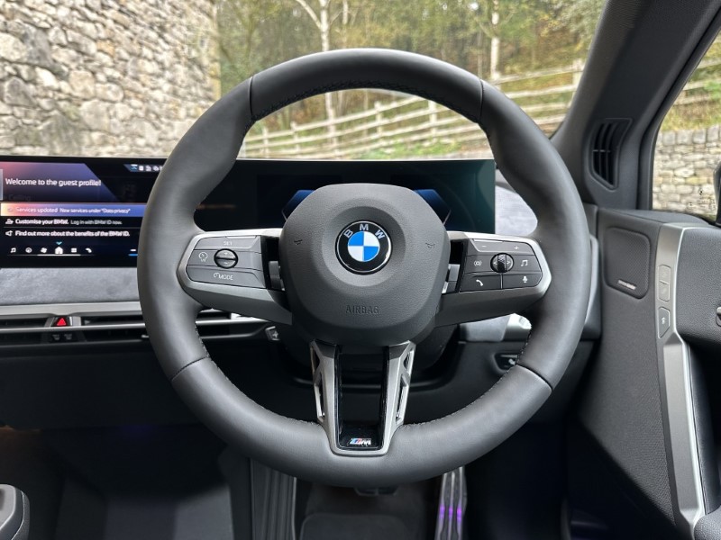 2025 (75) BMW iX 300kW xDrive45 M Sport 101kWh 5dr Auto 4876365