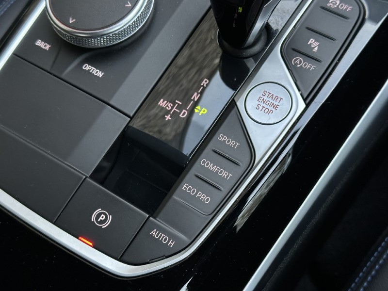 2022 (71) BMW 2 SERIES 220i M Sport 2dr Coupe 4883266