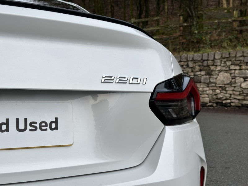 2022 (71) BMW 2 SERIES 220i M Sport 2dr Coupe 4883250