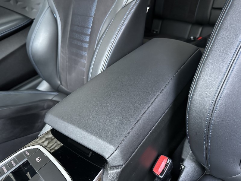 2022 (71) BMW 2 SERIES 220i M Sport 2dr Coupe 4883285