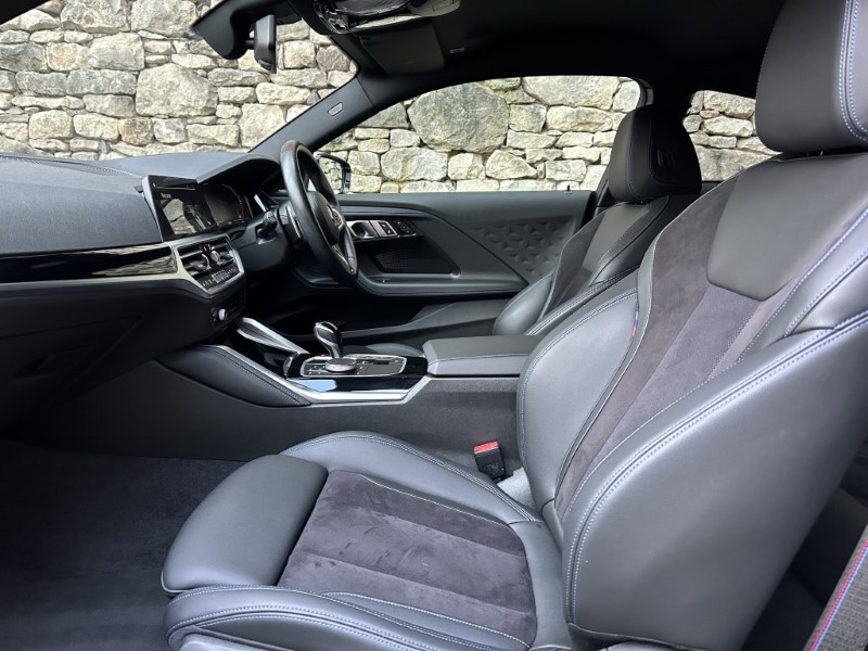 2022 (71) BMW 2 SERIES 220i M Sport 2dr Coupe 4883281