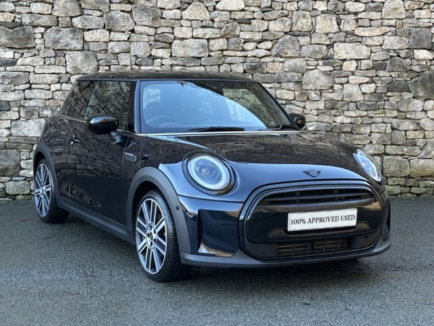2024 (73) MINI HATCHBACK 1.5 Cooper Exclusive 3dr