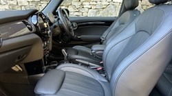 2024 (73) MINI HATCHBACK 1.5 Cooper Exclusive 3dr 4885734
