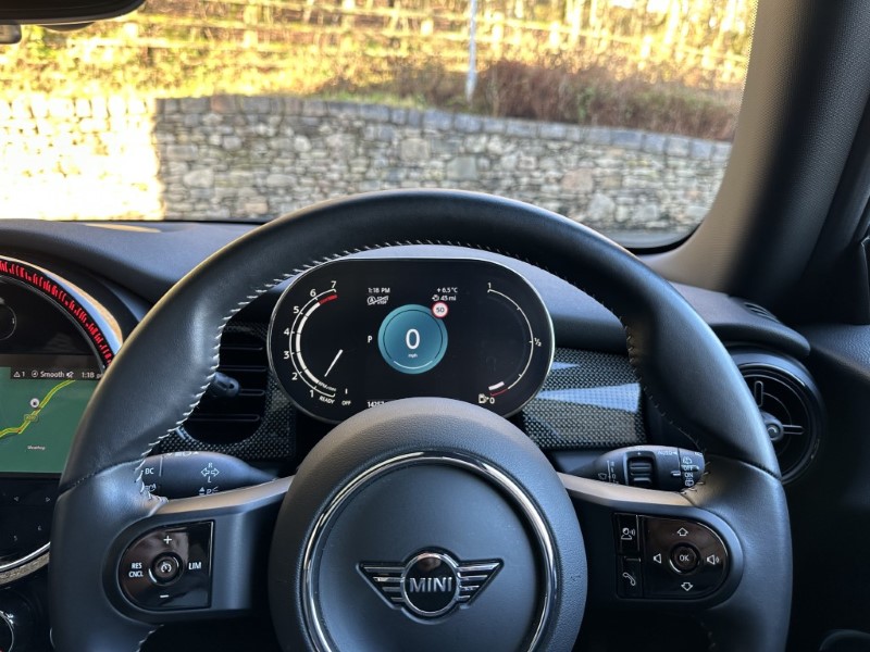 2024 (73) MINI HATCHBACK 1.5 Cooper Exclusive 3dr 4885761