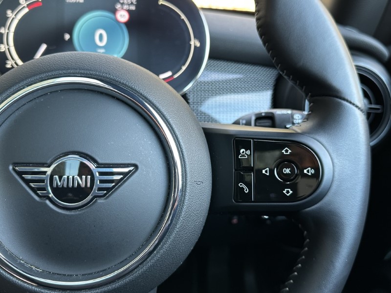 2024 (73) MINI HATCHBACK 1.5 Cooper Exclusive 3dr 4885728