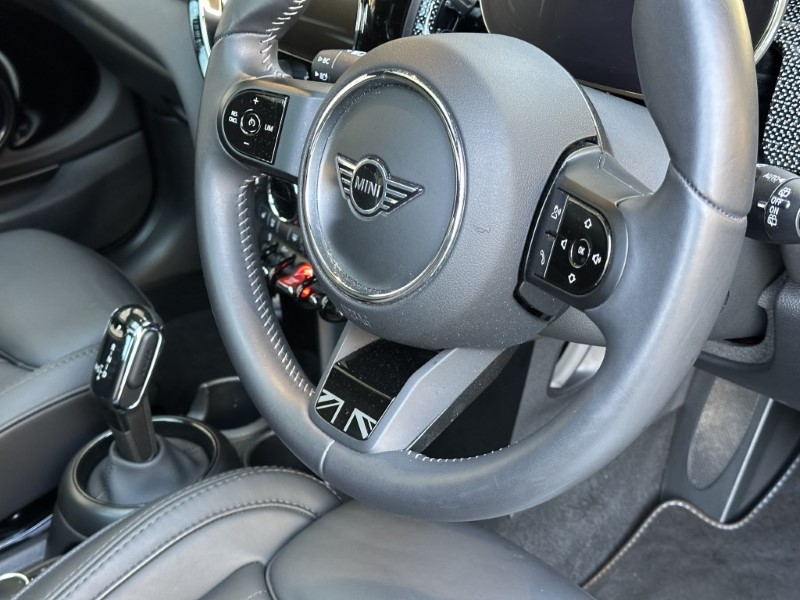 2024 (73) MINI HATCHBACK 1.5 Cooper Exclusive 3dr 4885710