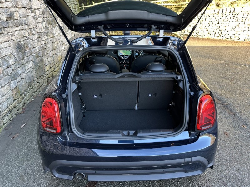 2024 (73) MINI HATCHBACK 1.5 Cooper Exclusive 3dr 4885775