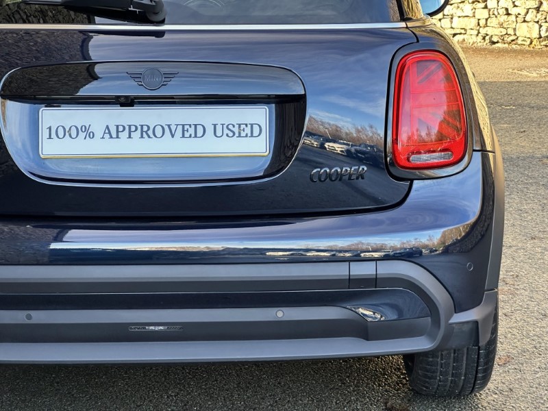 2024 (73) MINI HATCHBACK 1.5 Cooper Exclusive 3dr 4885707