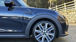 2024 (73) MINI HATCHBACK 1.5 Cooper Exclusive 3dr 4885769