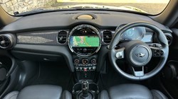 2024 (73) MINI HATCHBACK 1.5 Cooper Exclusive 3dr 4885714