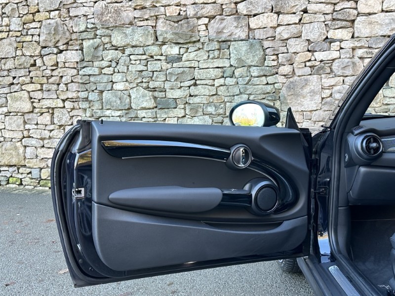 2024 (73) MINI HATCHBACK 1.5 Cooper Exclusive 3dr 4885746